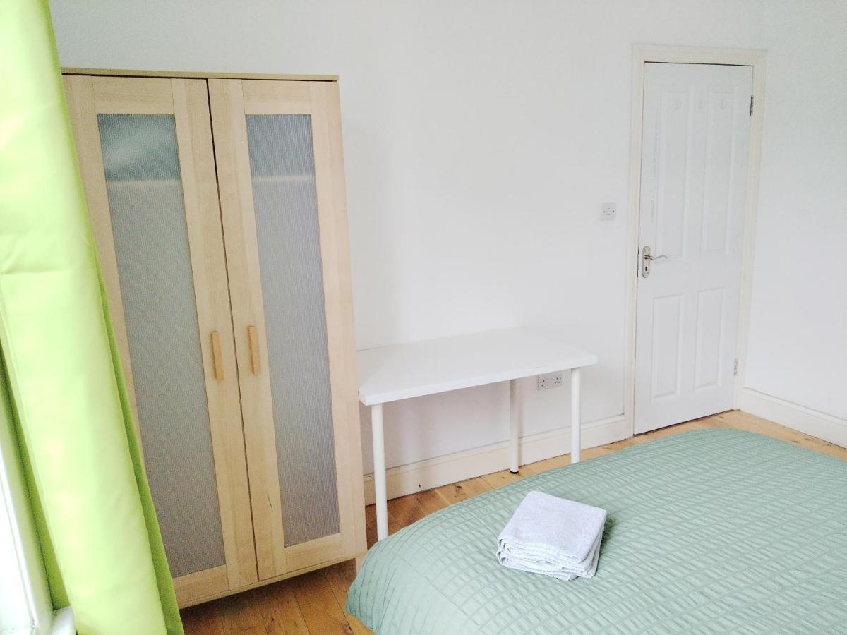 Cosy Rooms Near Canary Wharf & The O2 London Bagian luar foto