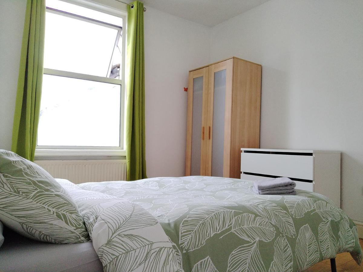Cosy Rooms Near Canary Wharf & The O2 London Bagian luar foto