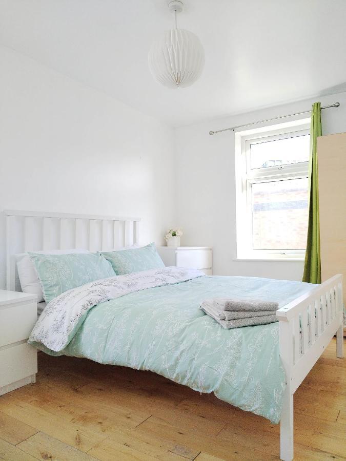 Cosy Rooms Near Canary Wharf & The O2 London Bagian luar foto