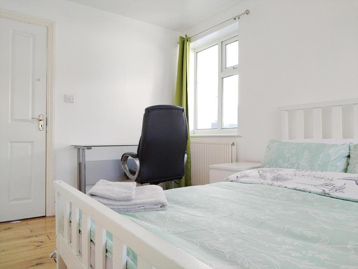 Cosy Rooms Near Canary Wharf & The O2 London Bagian luar foto