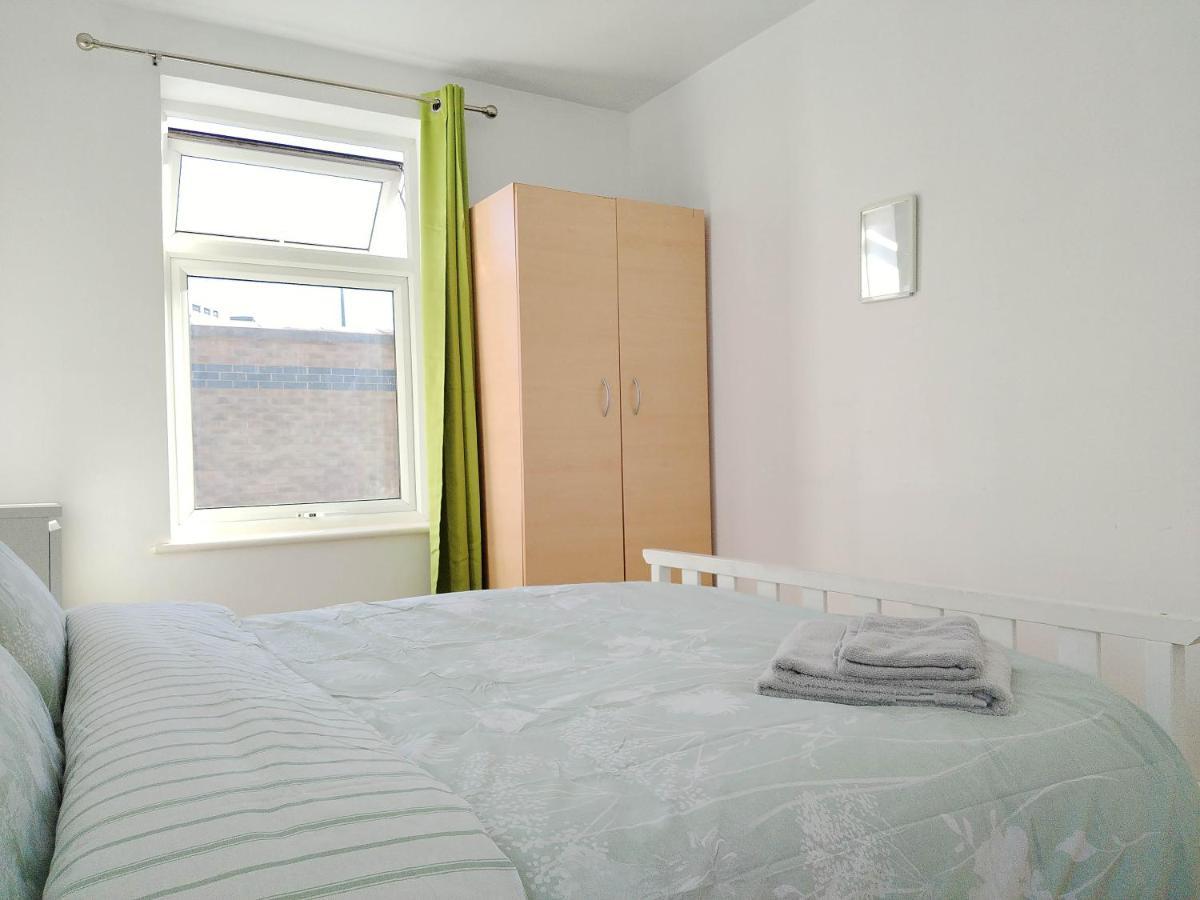 Cosy Rooms Near Canary Wharf & The O2 London Bagian luar foto