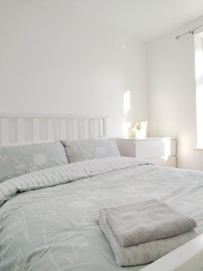 Cosy Rooms Near Canary Wharf & The O2 London Bagian luar foto